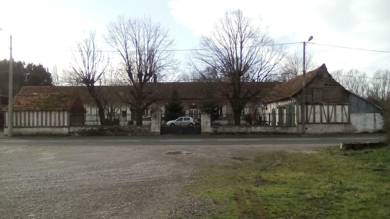 Studio Apartman Colline-Beaumont Kültér fotó